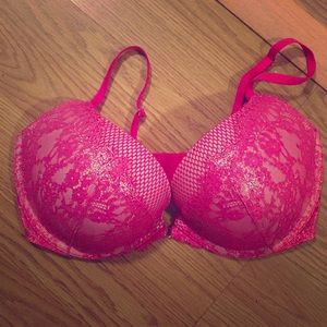 Victoria Secret very sexy push-up